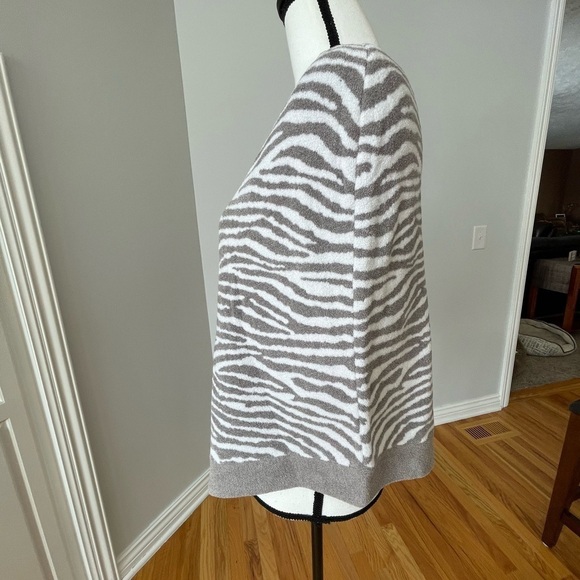 Barefoot Dreams Cozy Chic Ultra lite poncho one size asymmetrical super soft - Picture 3 of 12